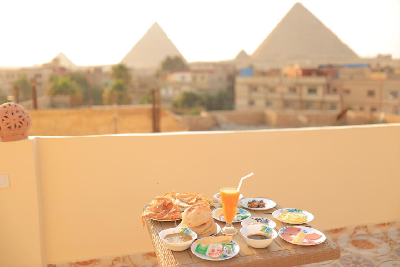Magic Golden Pyramids View Hotel Kafrat al Jabal Bagian luar foto