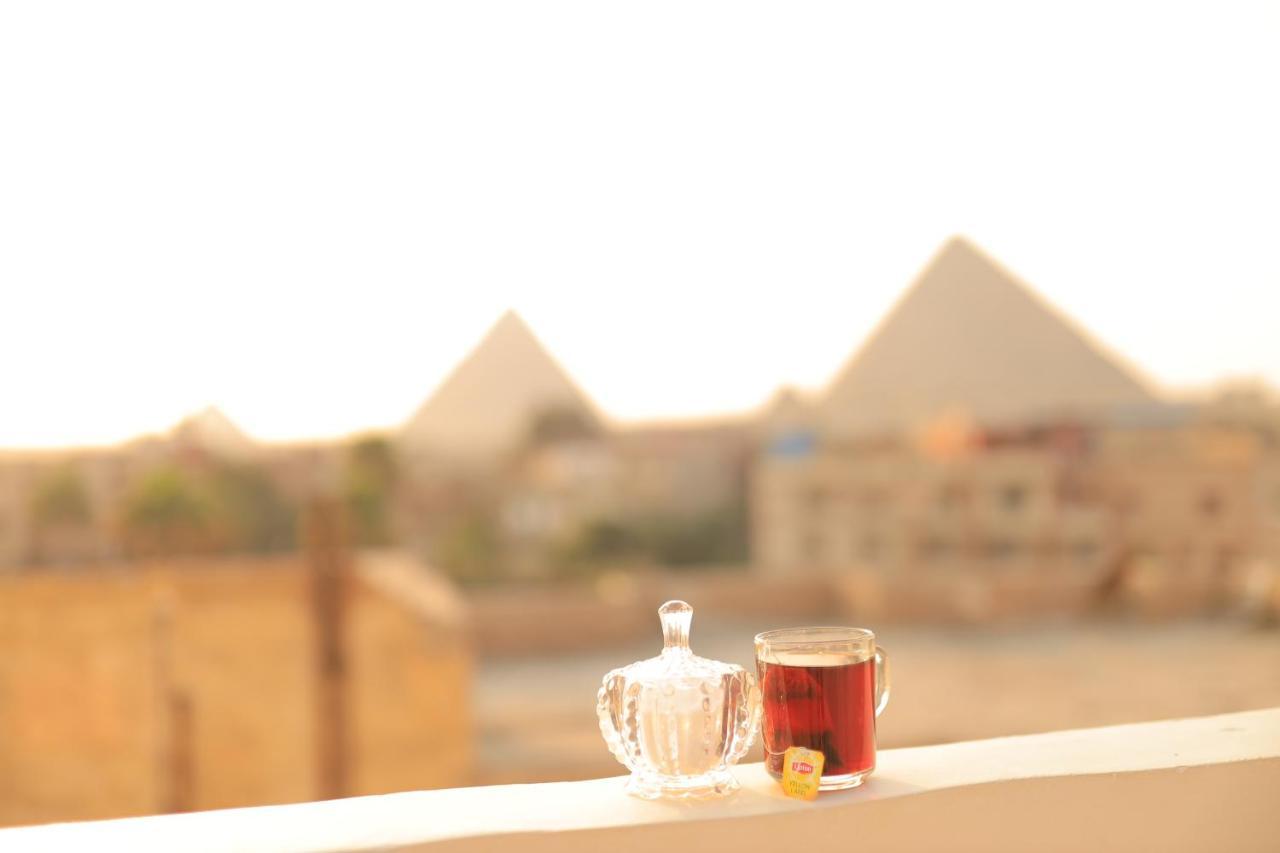 Magic Golden Pyramids View Hotel Kafrat al Jabal Bagian luar foto